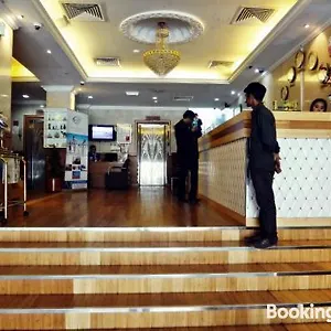 Hotel Grand Nova **