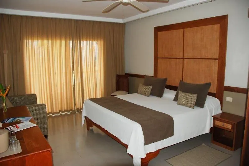 Vik Hotel Cayena Beach All Inclusive Punta Cana